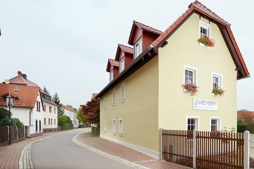 Hotel Bei Meyers Schlafen & Feiern Bohlen  Exterior foto